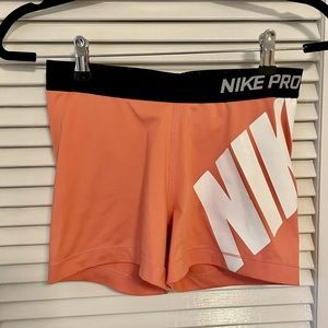 COPY - Nike Pro’s